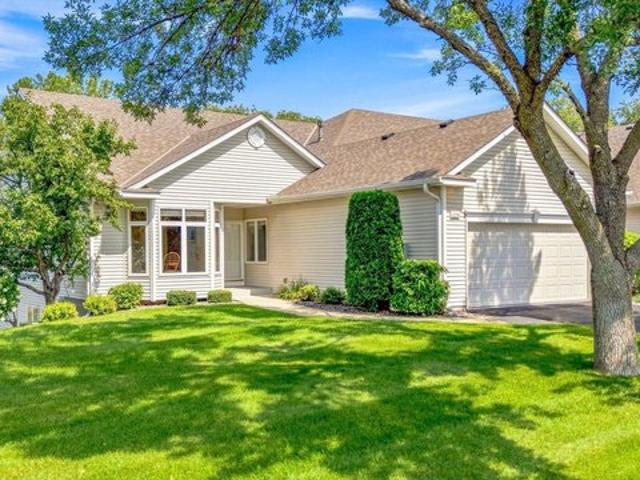 Townhouse for sale in Burnsville, Minnesota