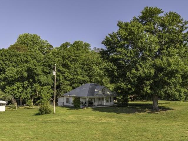 House for sale in Haralson, Georgia
