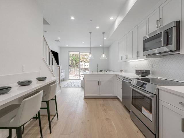 Condo for sale in Walnut Creek, California
