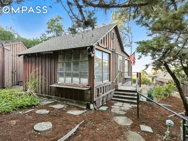 House for sale in Los Altos