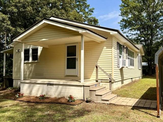 House for sale in Mantachie, Mississippi