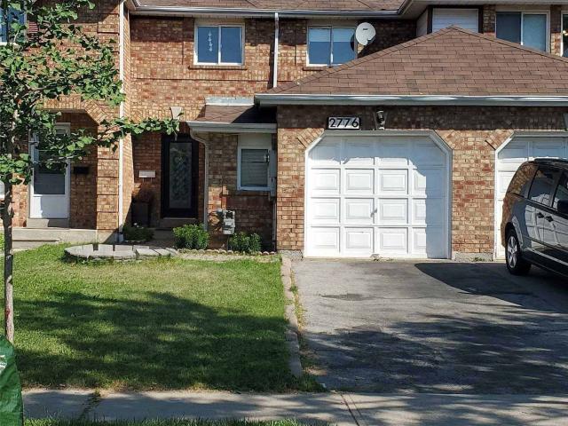 Townhouse for sale in Woburn, Ontario