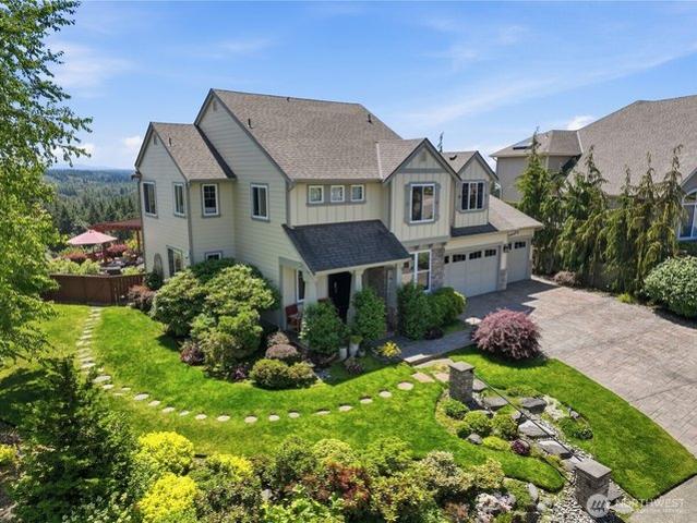 House for sale in Maple Valley, Washington