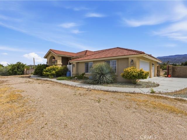 House for sale in Pinon Hills, California