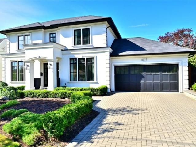 House for sale in Oak Bay, British Columbia