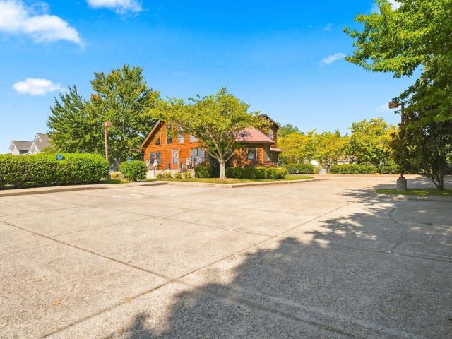 Commercial for sale in White House, Middle Tennessee