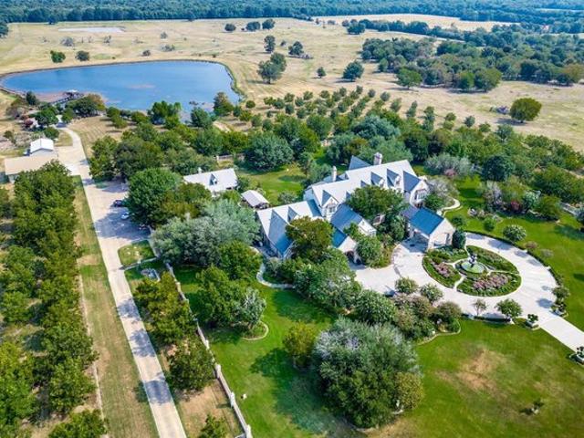 Farm for sale in Sulphur Springs, Texas