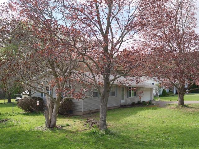 House for sale in Oneida, New York