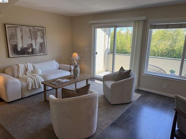 Condo for sale in Hayward, California