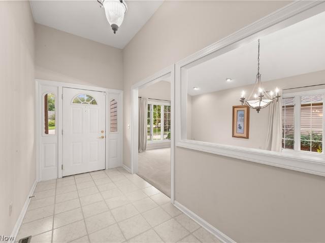 Condo for sale in Fifteen Hilliard Place, Westlake