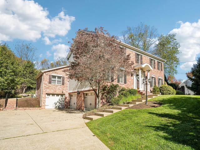 House for sale in Bryant, Hampton Township