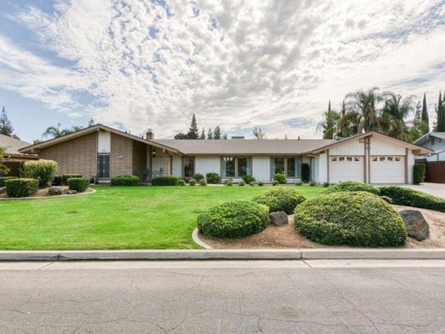 House for sale in Fresno, Fresno County