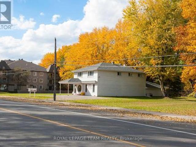 Commercial for sale in Russell, Ontario