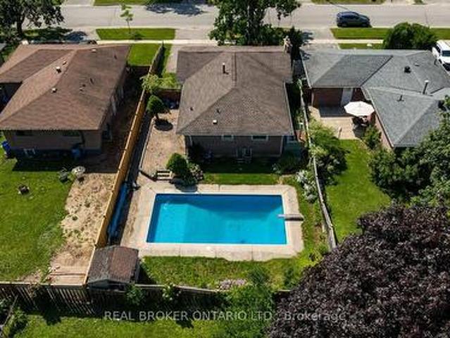 House for sale in Barrie, Ontario
