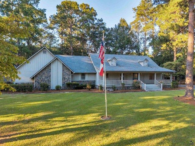 House for sale in Cochran, Georgia