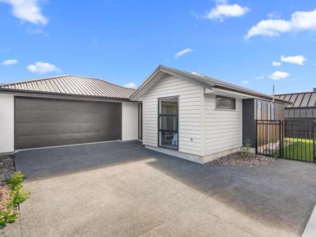 House for sale in Casebrook, Canterbury