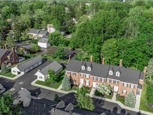 Condo for sale in Aurora, New York