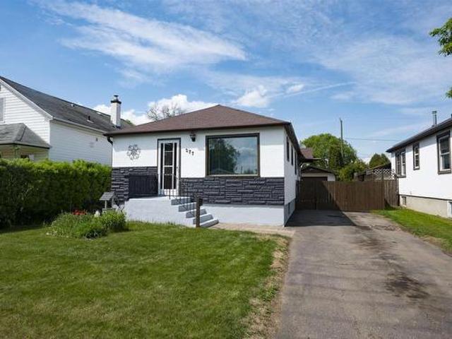 House for sale in Thunder Bay, Ontario