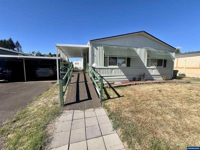 House for sale in Oregonia