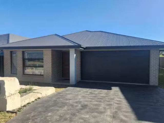 House for rent in Yanderra, New South Wales