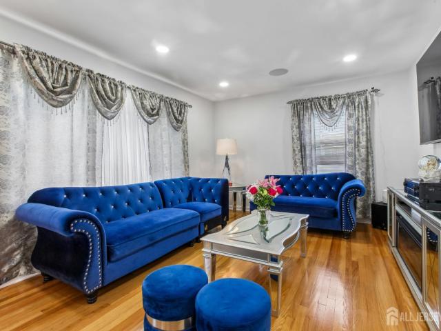 House for sale in Rahway, New Jersey