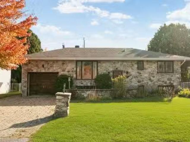 House for sale in Roussillon, Quebec