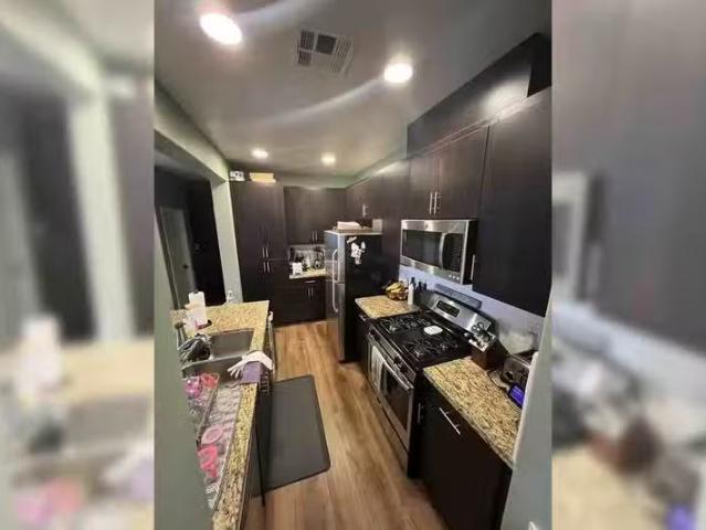 Condo for rent in Corona