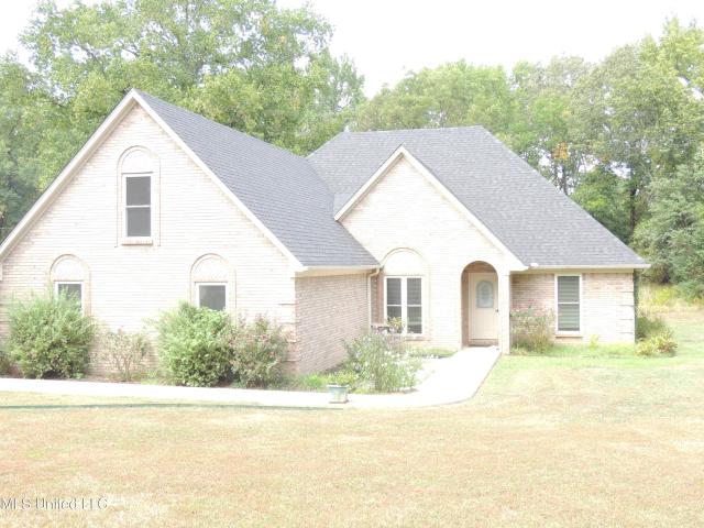 House for sale in Tate, Mississippi