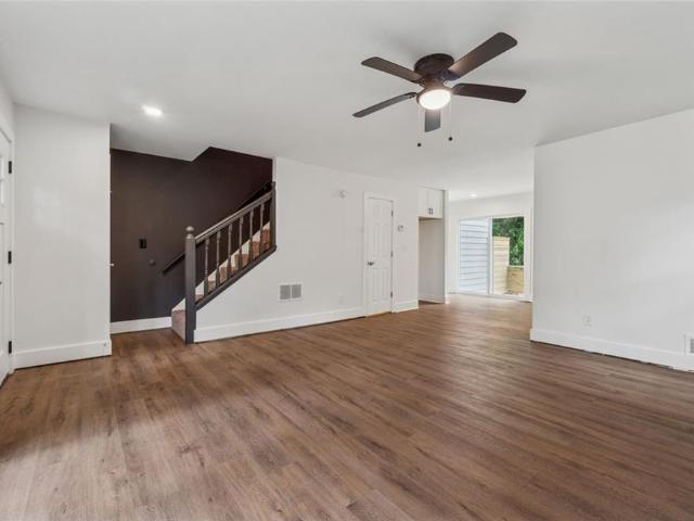 Townhouse for sale in Marietta