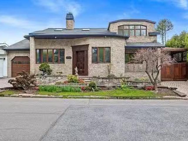 House for sale in Longueuil, Quebec