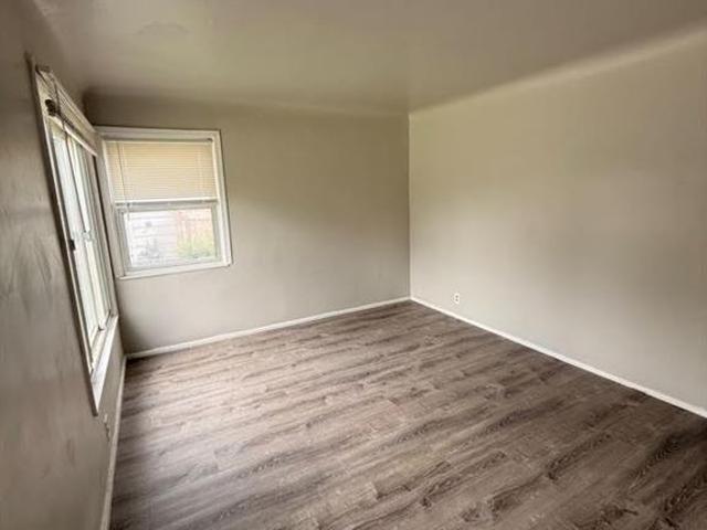 House for sale in Avanell, Inkster