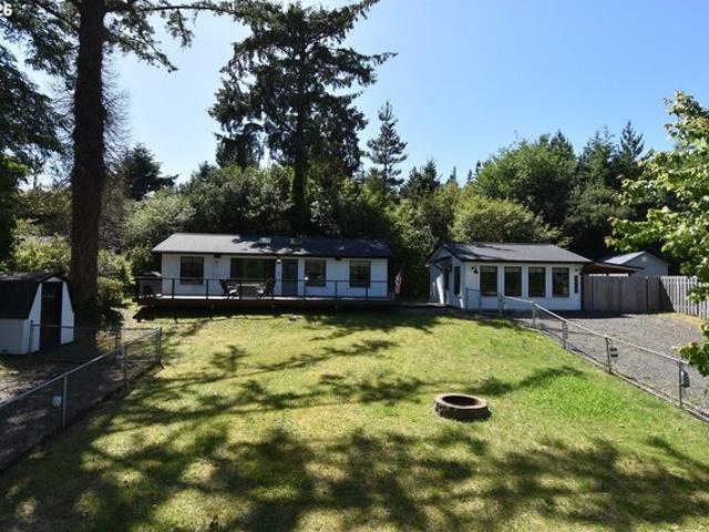 House for sale in Ocean Park, Washington