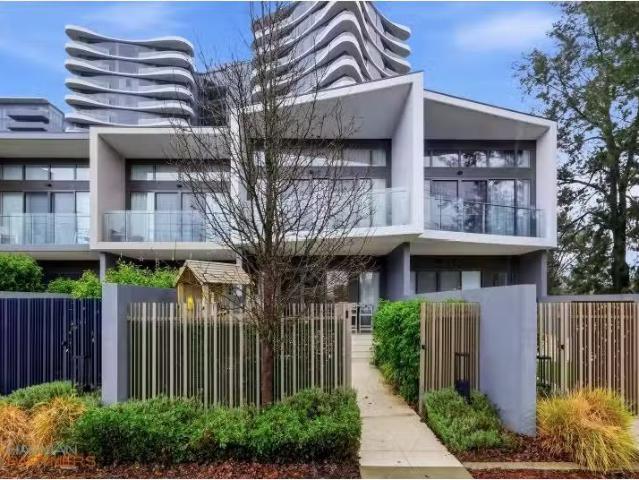 Condo for rent in Woden, Australian Capital Territory