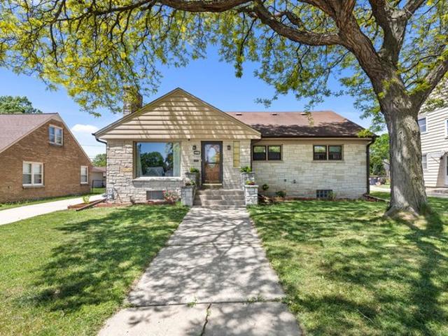 House for sale in West Allis, Wisconsin