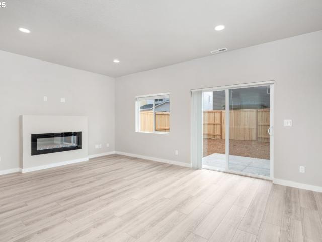 Townhouse for sale in Oregonia