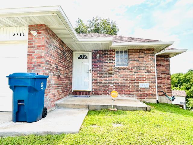 House for sale in Springfield, Greene County