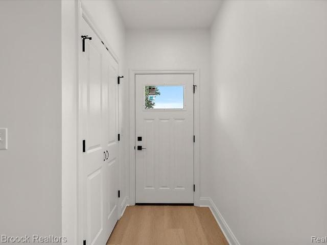 House for sale in Madison Heights, Oakland County