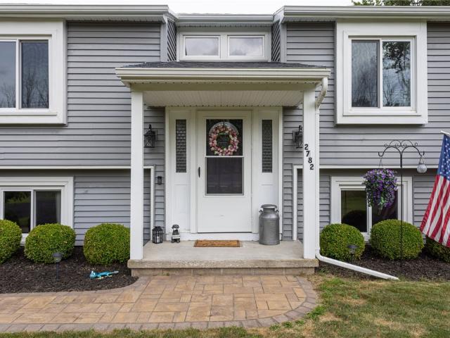 House for sale in Hamlin