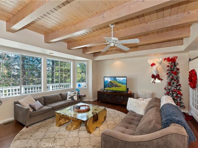 House for sale in Cedar Glen, California