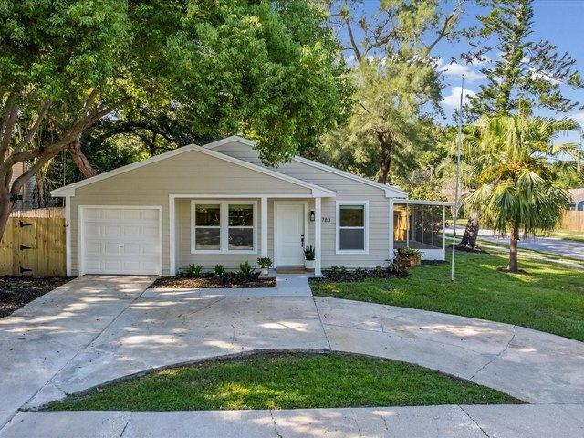 House for sale in Crystal Beach, Florida