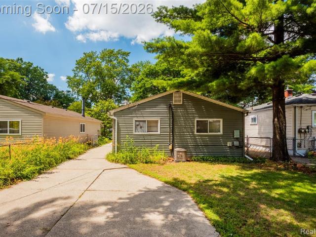 House for sale in Madison Heights, Michigan