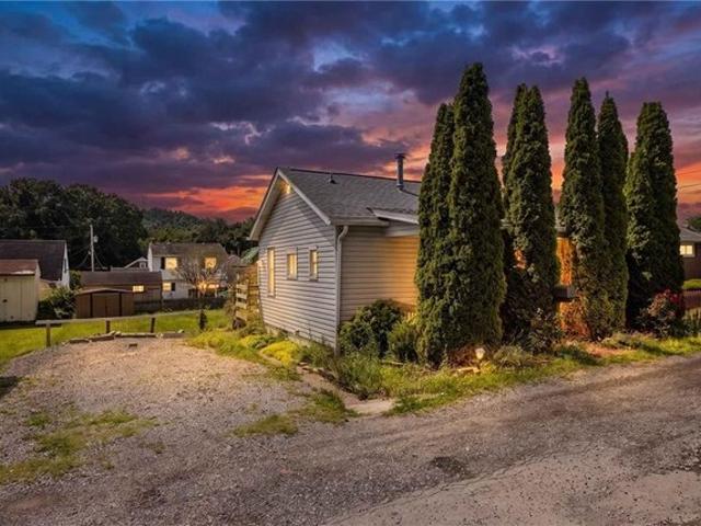 House for sale in Beaver, Pennsylvania