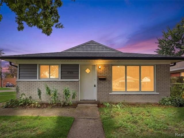 House for sale in Madison Heights, Oakland County