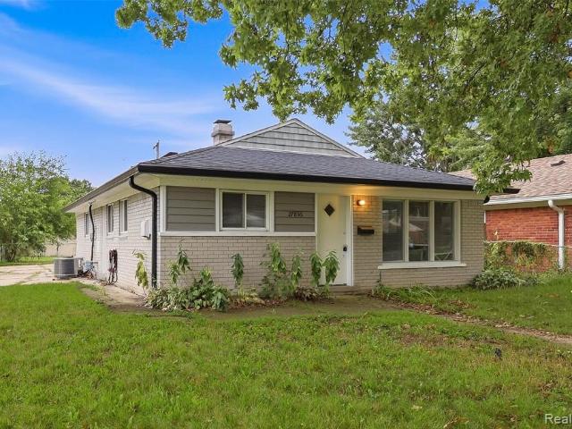 House for sale in Madison Heights, Oakland County