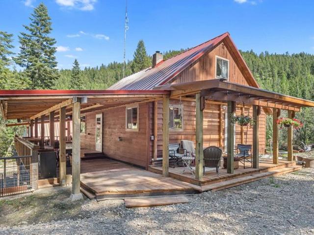 House for sale in Addy, Washington