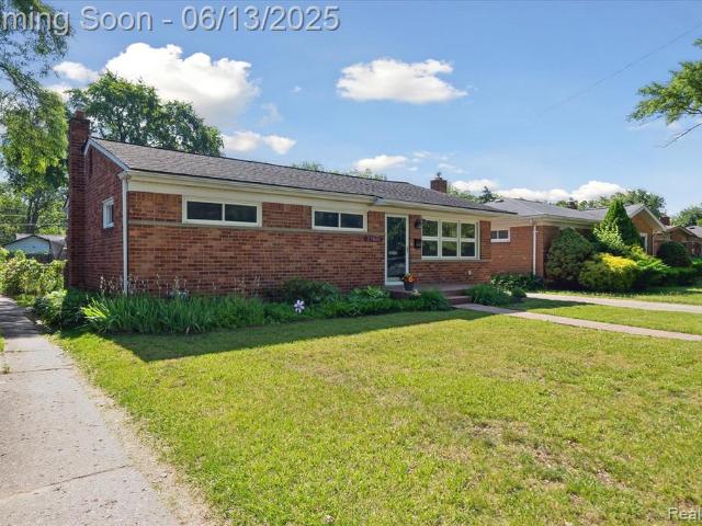 House for sale in Madison Heights