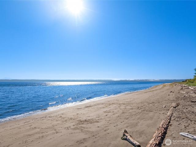 House for sale in Kingston, Washington