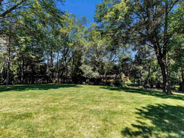 House for sale in Ashwaubenon, Wisconsin