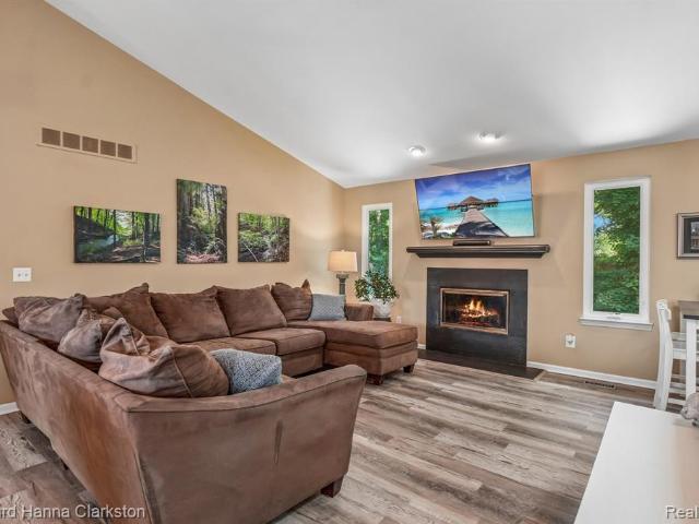 House for sale in Waterford, Michigan