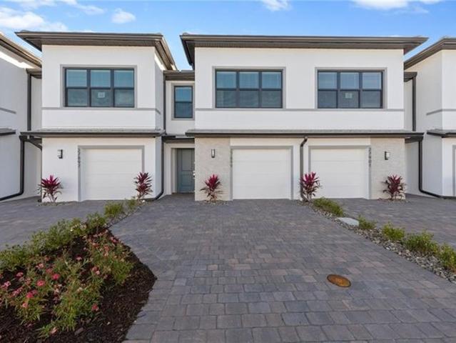 Townhouse for sale in Bonita Springs, Florida